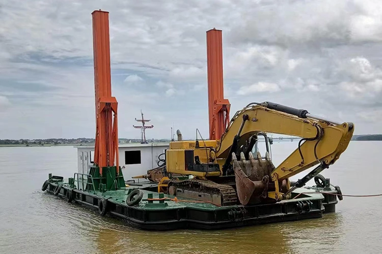 Backhoe Dredger