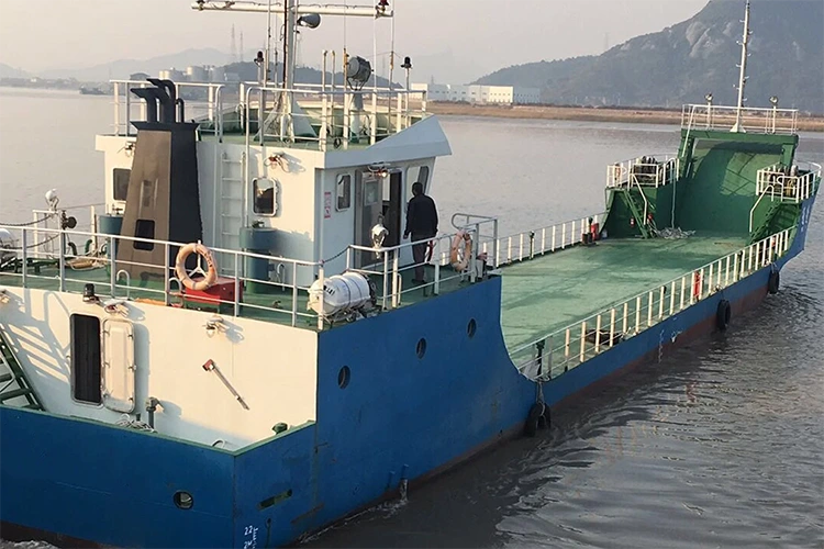 Deck Barge
