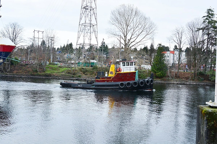Vertical Stern Propeller Tug